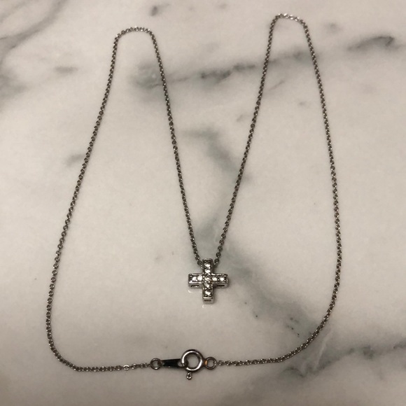 Sterling silver cross with CZ on 17.5” 925 chain - Picture 1 of 4